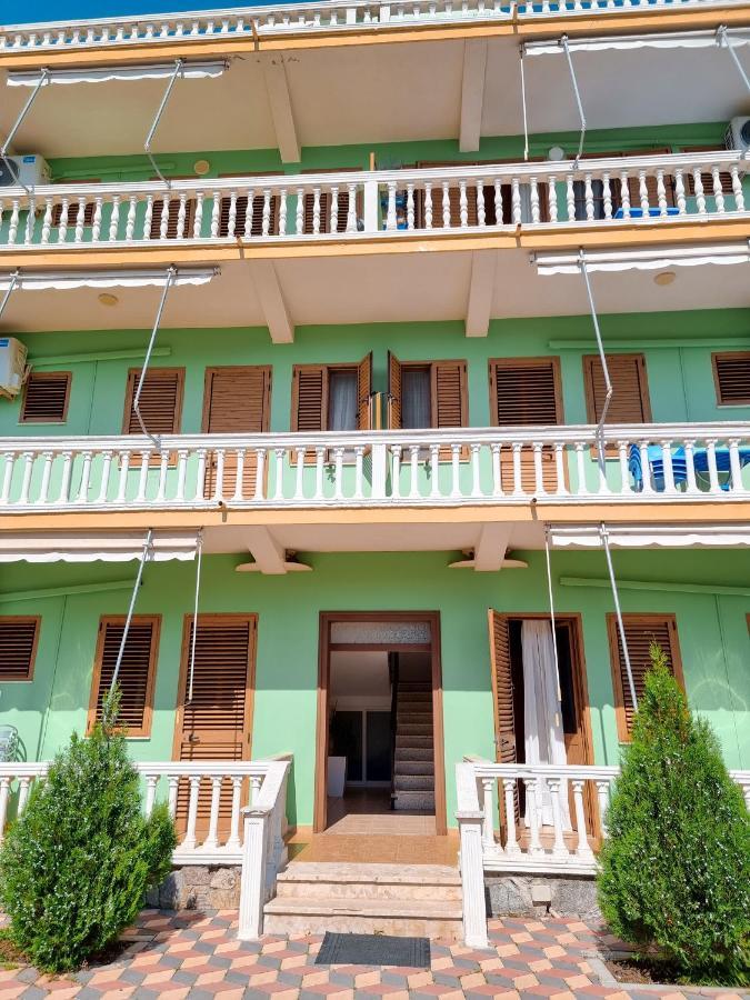 Apartment Celaj *